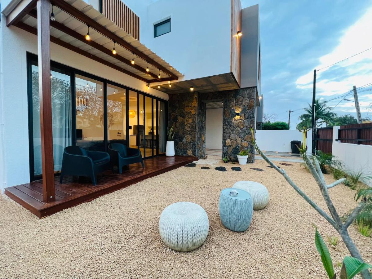 Into The Sea - Modern Home Close To The Beach البيون المظهر الخارجي الصورة