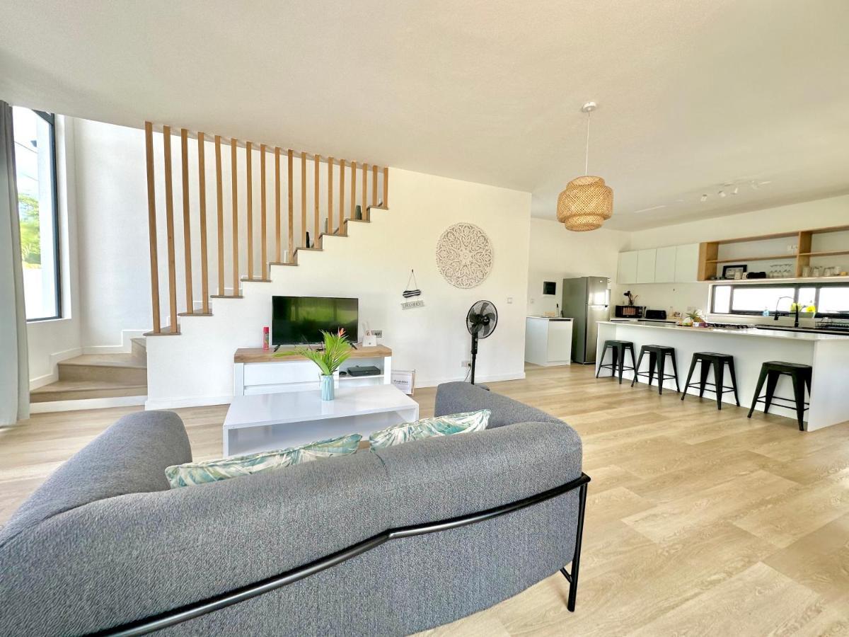 Into The Sea - Modern Home Close To The Beach البيون المظهر الخارجي الصورة